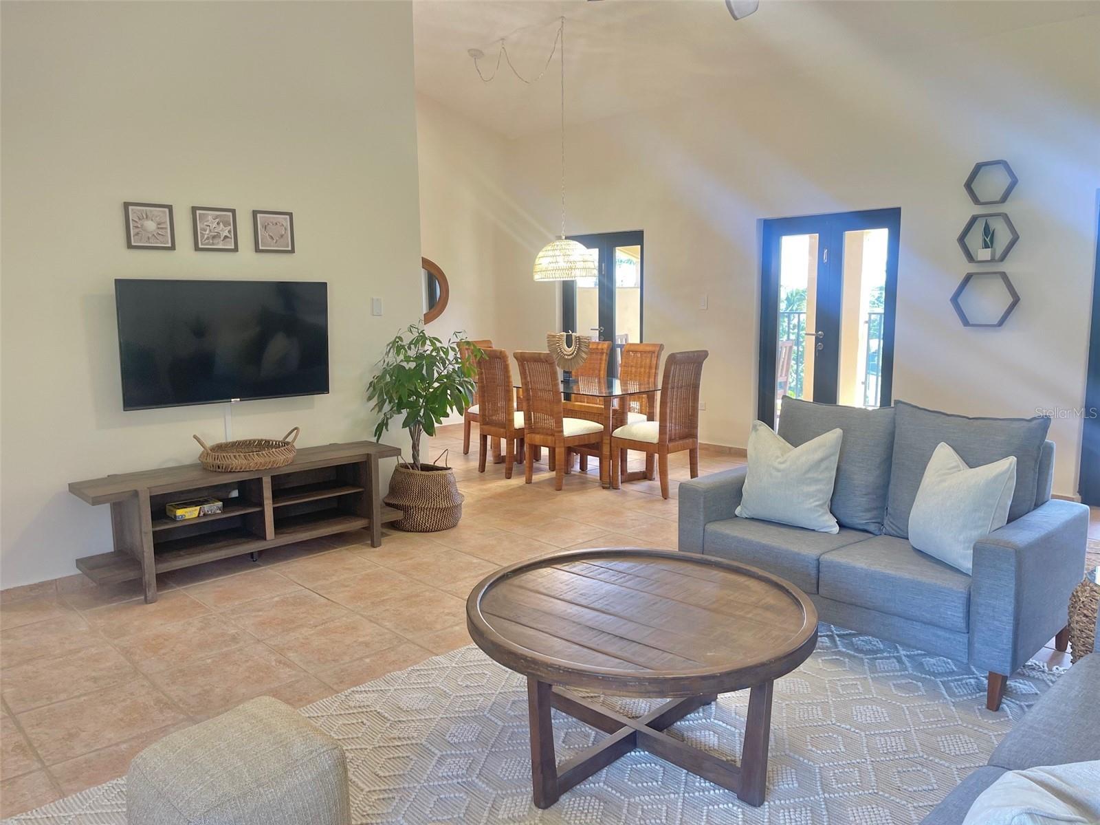 MONTESOL - Residential
