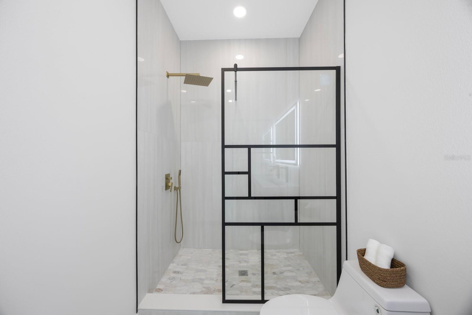 SURFSIDE SUB 3 - Residential