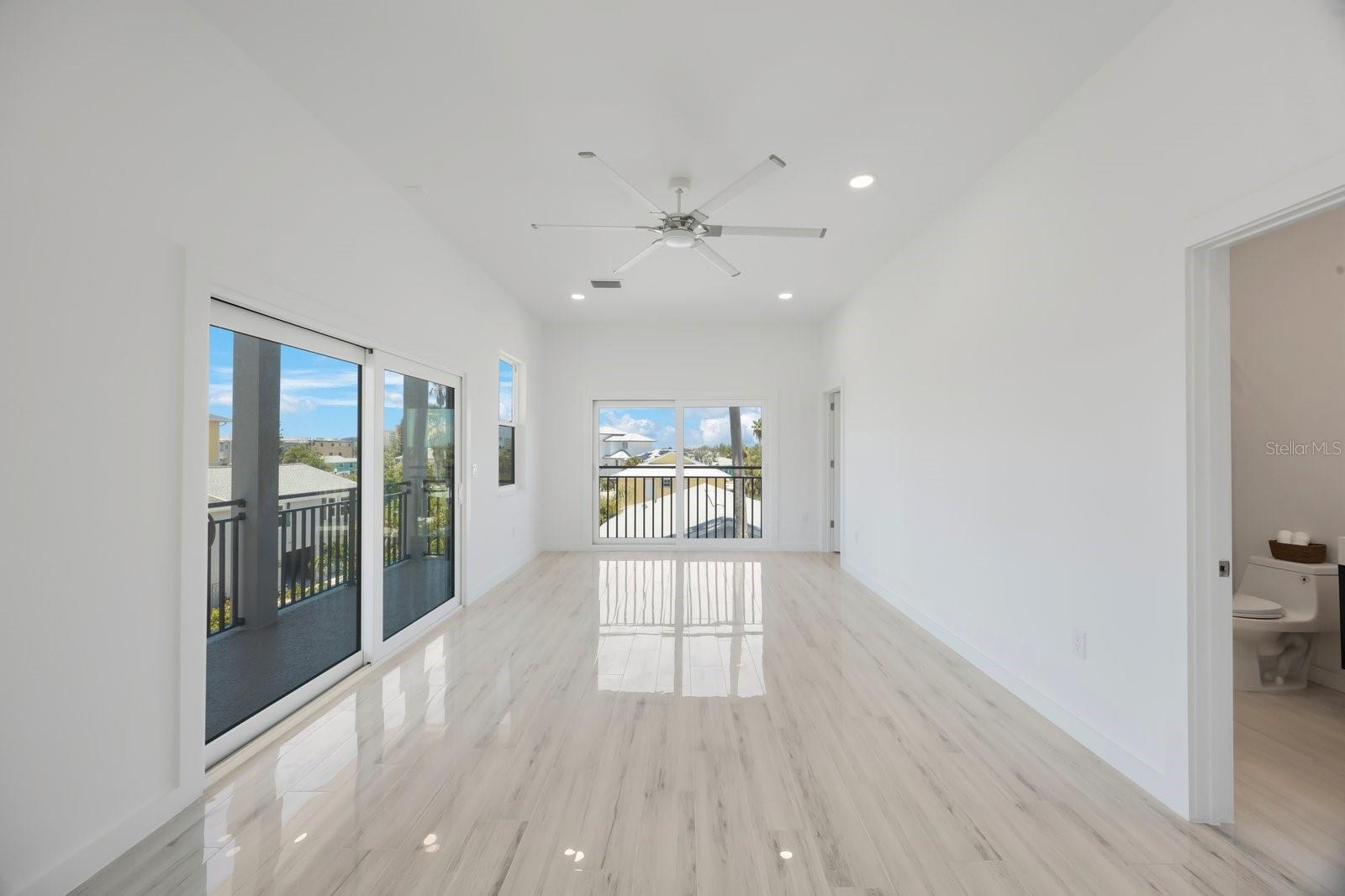 SURFSIDE SUB 3 - Residential