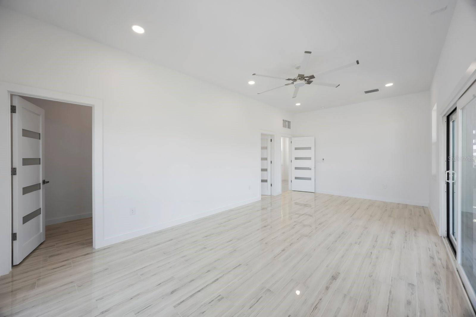 SURFSIDE SUB 3 - Residential
