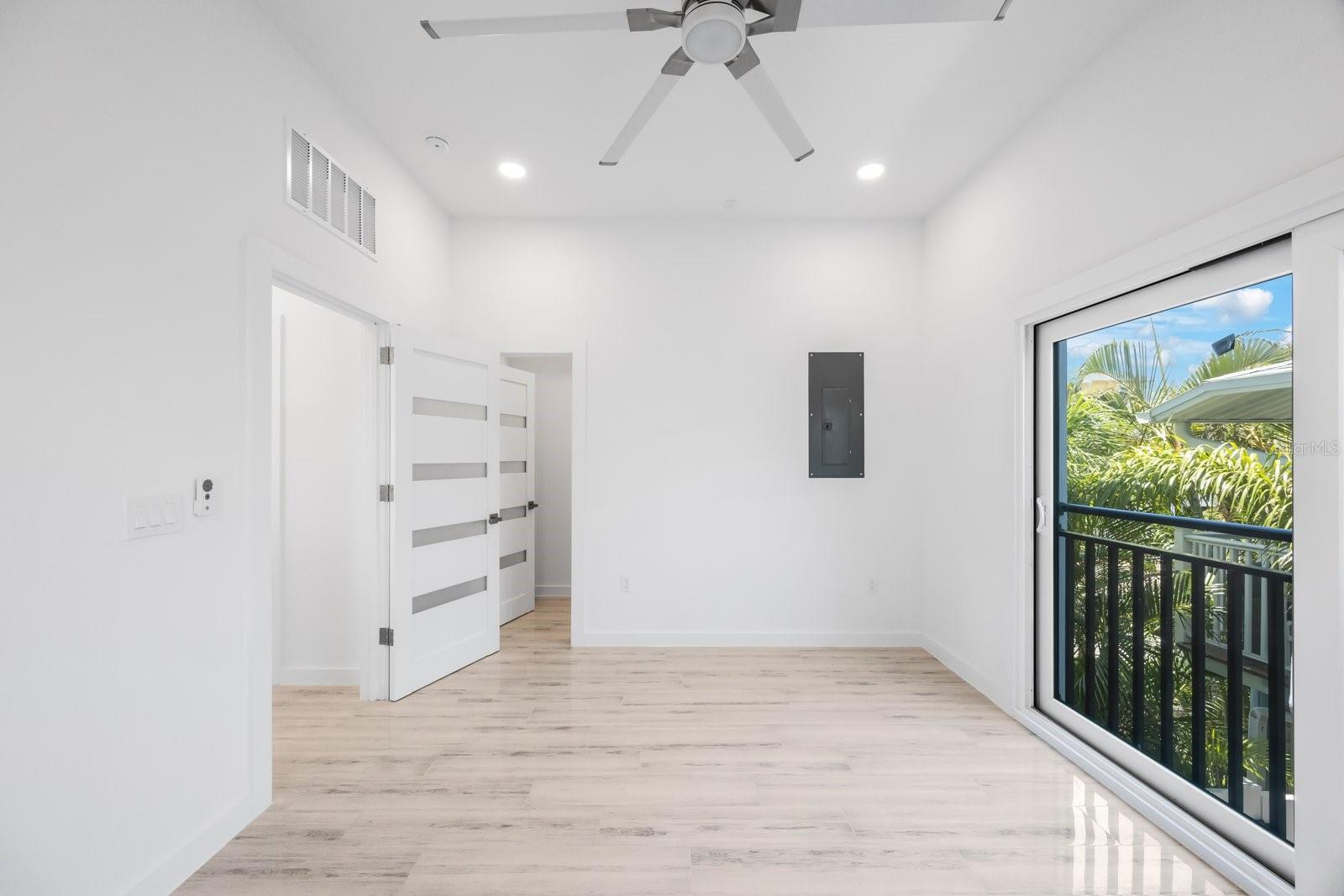 SURFSIDE SUB 3 - Residential