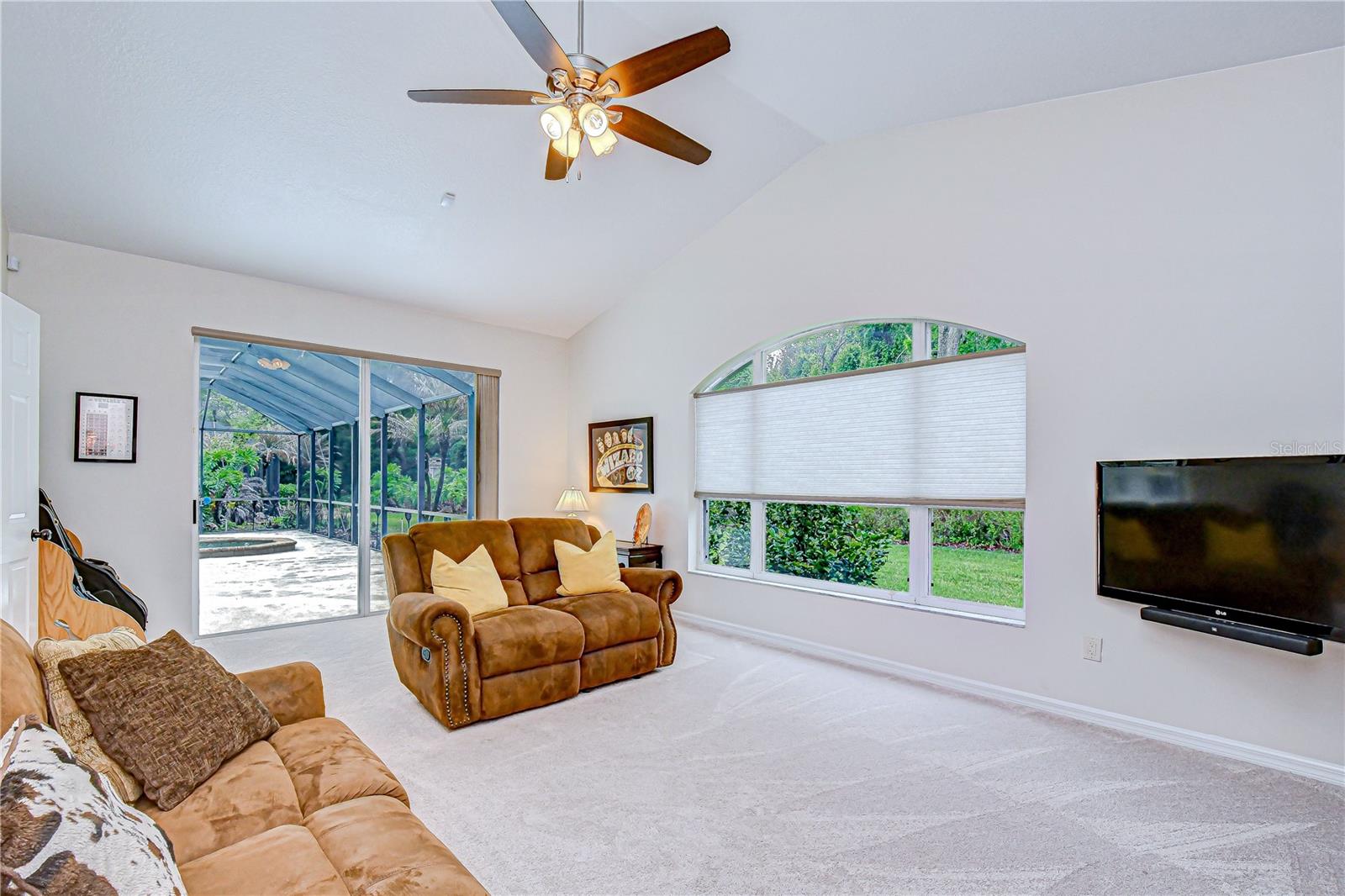 FISHHAWK RANCH PH 2 PARCELS - Residential