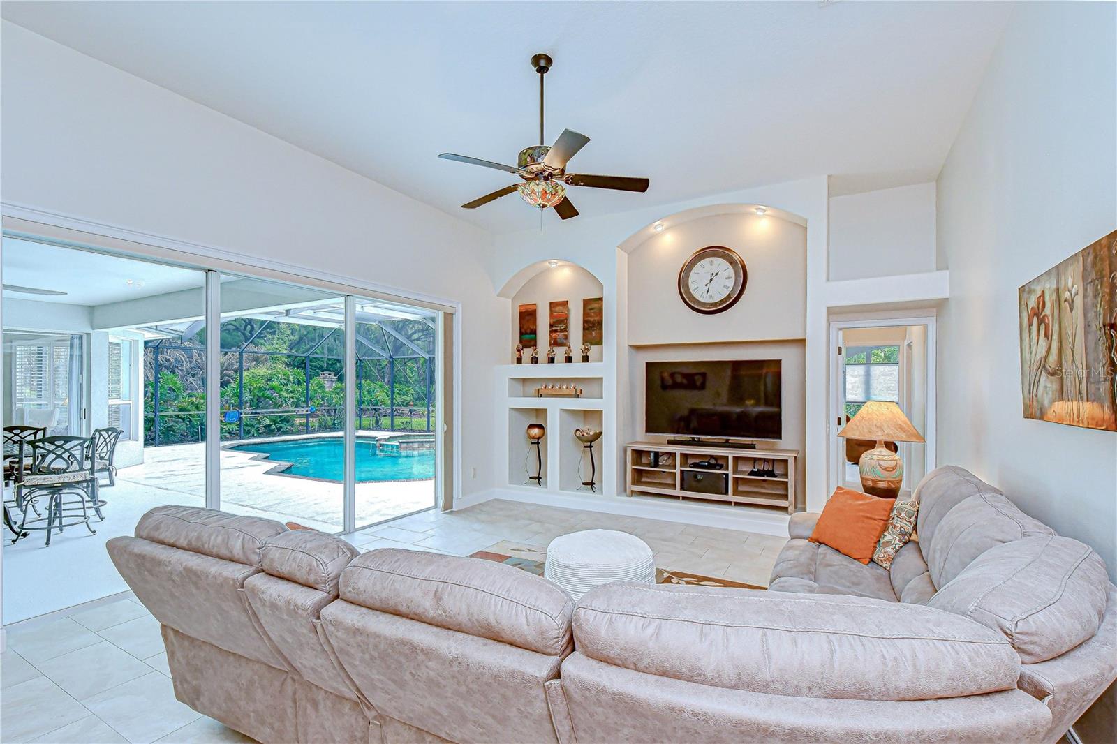 FISHHAWK RANCH PH 2 PARCELS - Residential