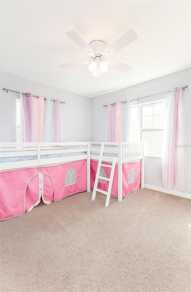 CREST HAVEN 01 - Residential