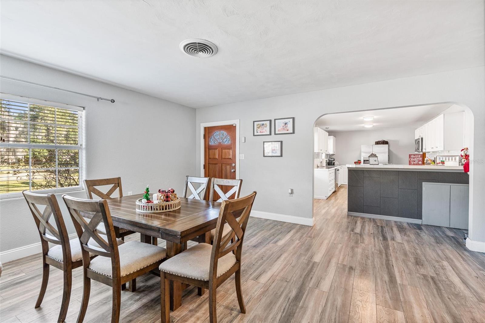 CREST HAVEN 01 - Residential