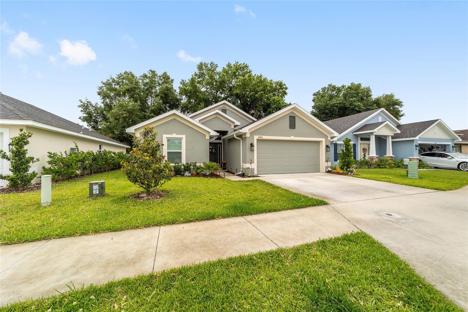 4585 SE 25TH LOOP