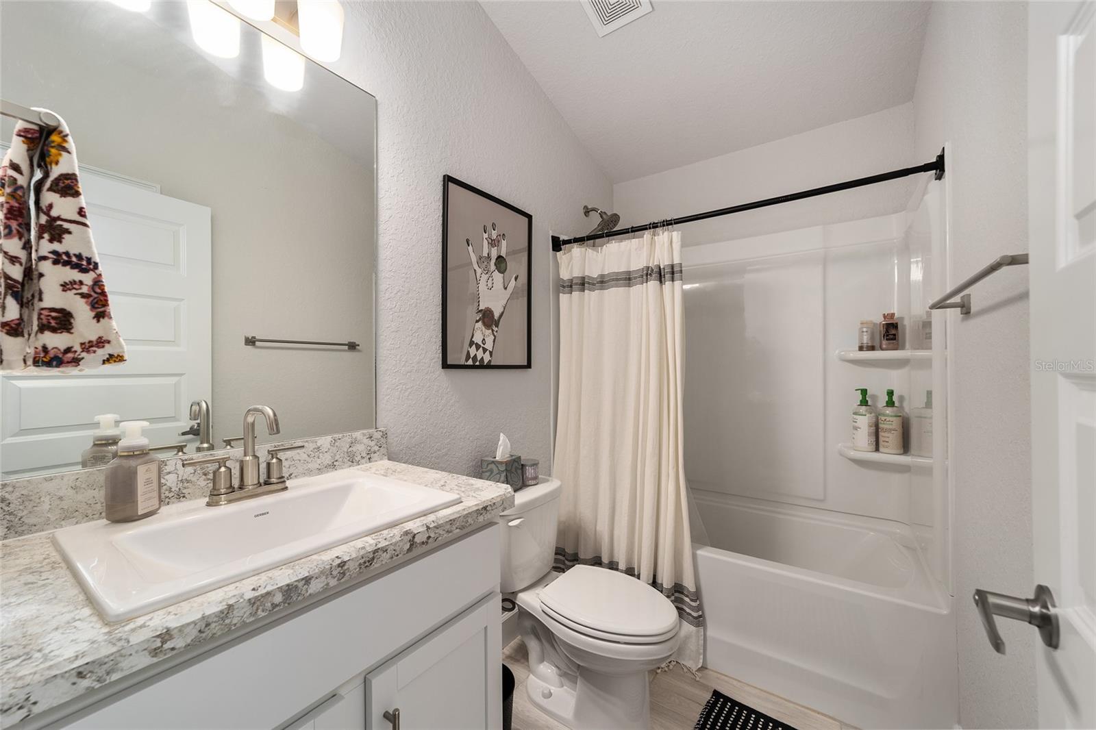 MAGNOLIA VILLAS WEST - Residential