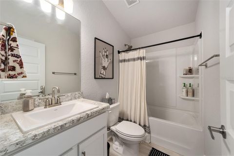 Tiny photo for 4585 SE 25th Loop, Ocala, FL 34480 (MLS # OM724644)