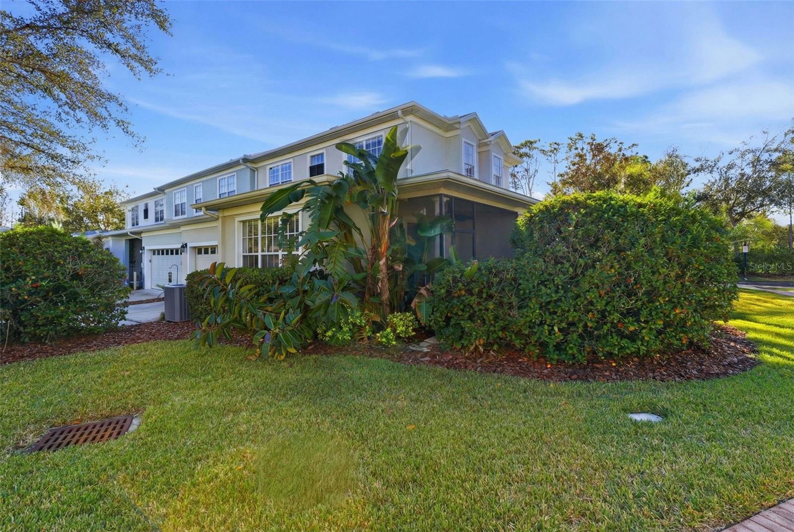 GRAND HAMPTON - Residential