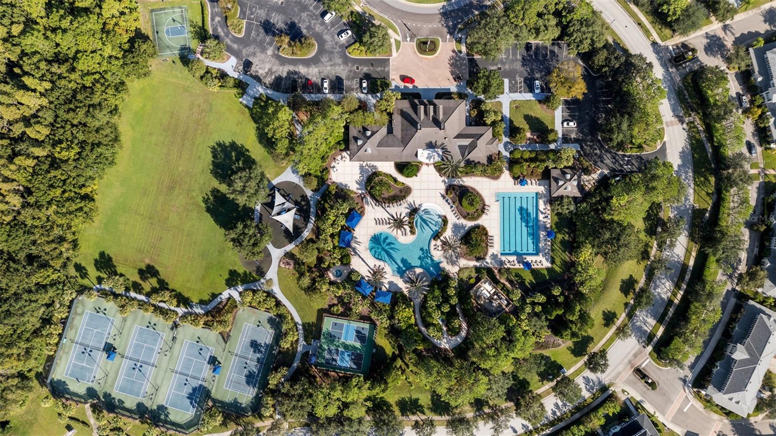 GRAND HAMPTON - Residential