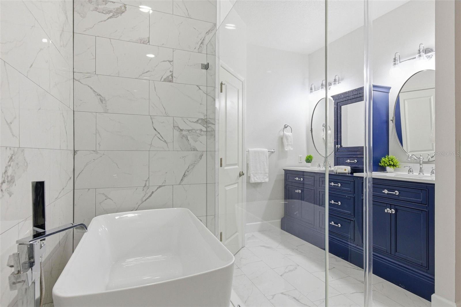 GRAND HAMPTON - Residential