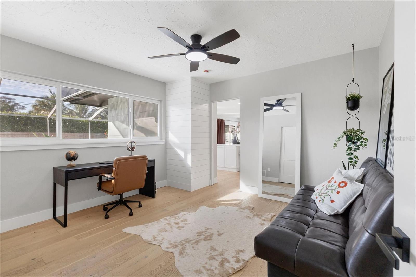 SUNNYSIDE PARK - Residential