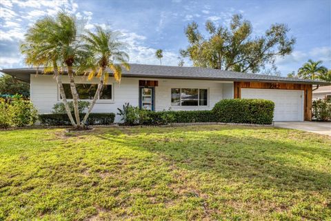 Photo of 2242 Sunnyside Lane, Sarasota, FL 34239 (MLS # N6142436)