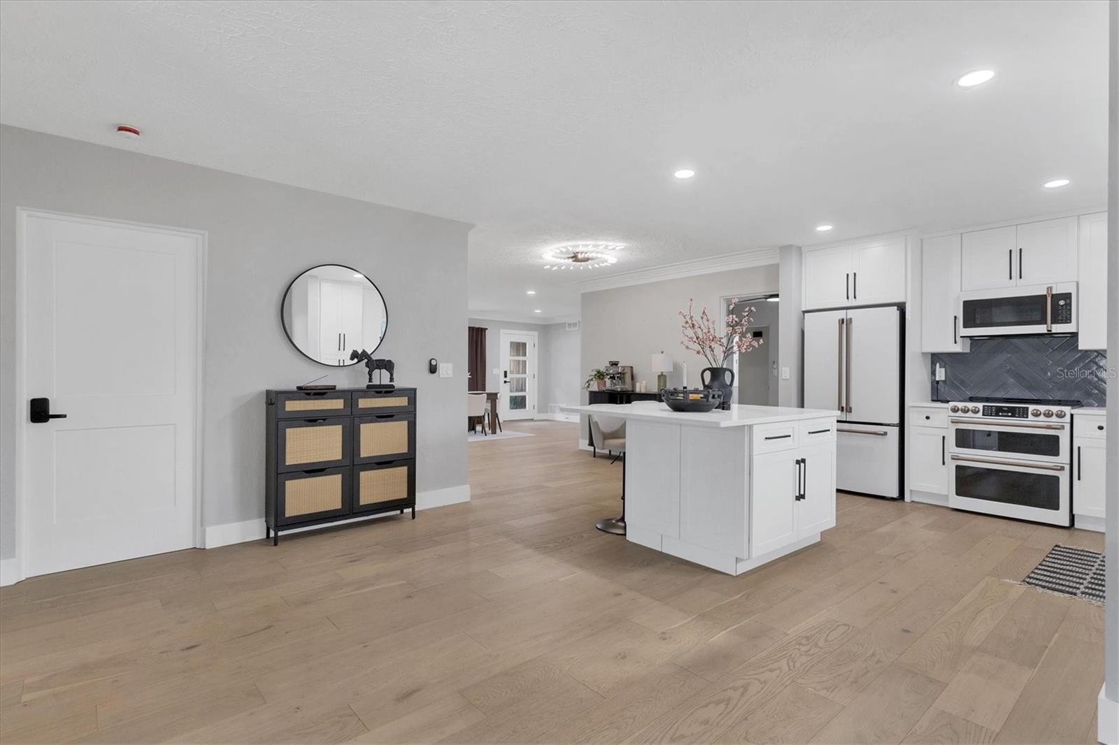 SUNNYSIDE PARK - Residential