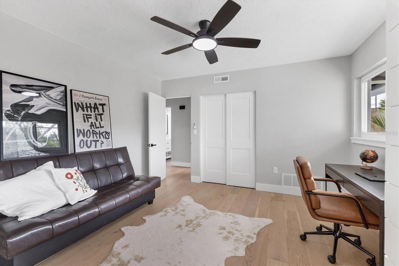 SUNNYSIDE PARK - Residential