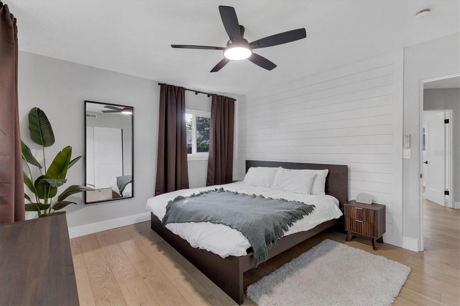 SUNNYSIDE PARK - Residential