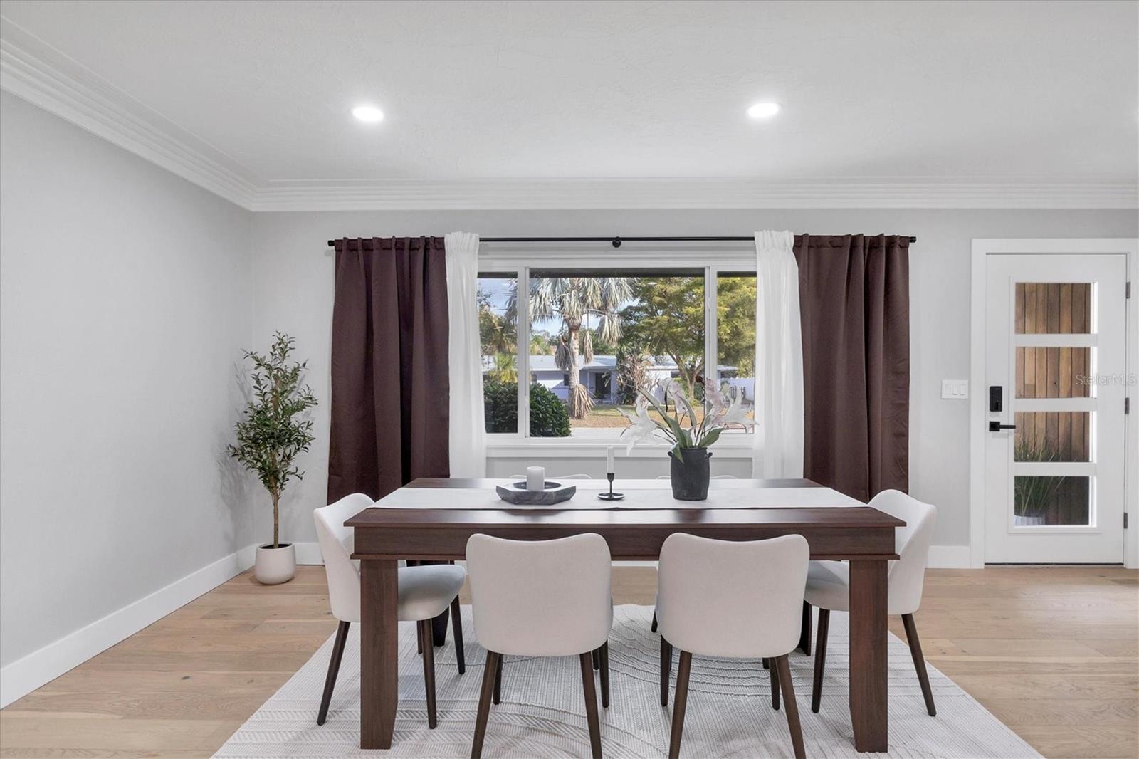 SUNNYSIDE PARK - Residential