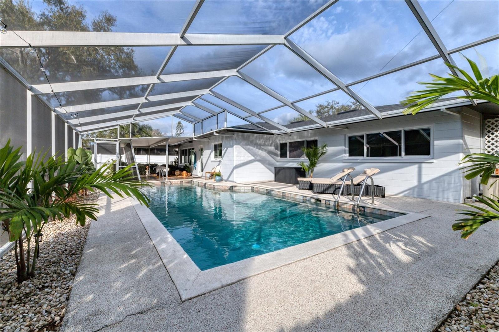 SUNNYSIDE PARK - Residential