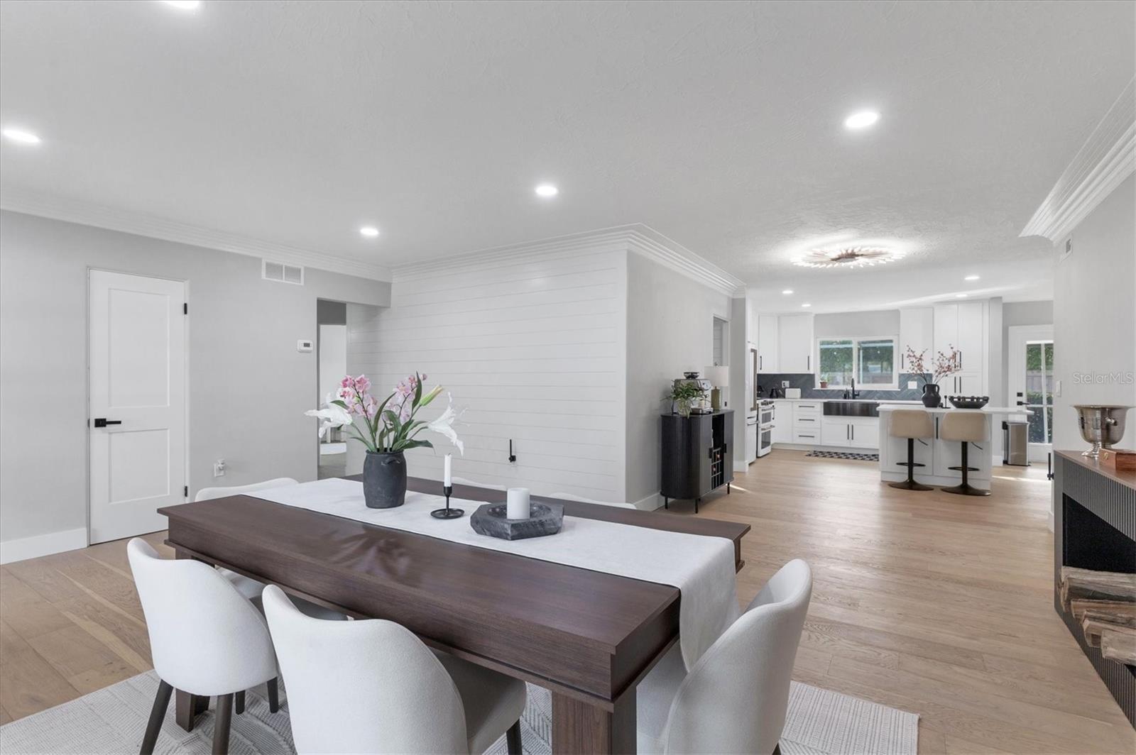 SUNNYSIDE PARK - Residential