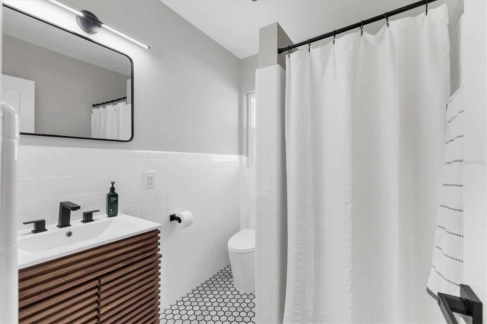 SUNNYSIDE PARK - Residential