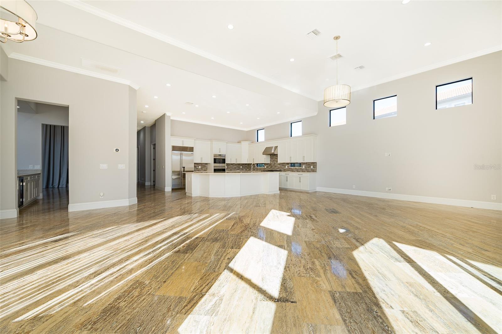 CASABELLA PH 2 - Residential Lease