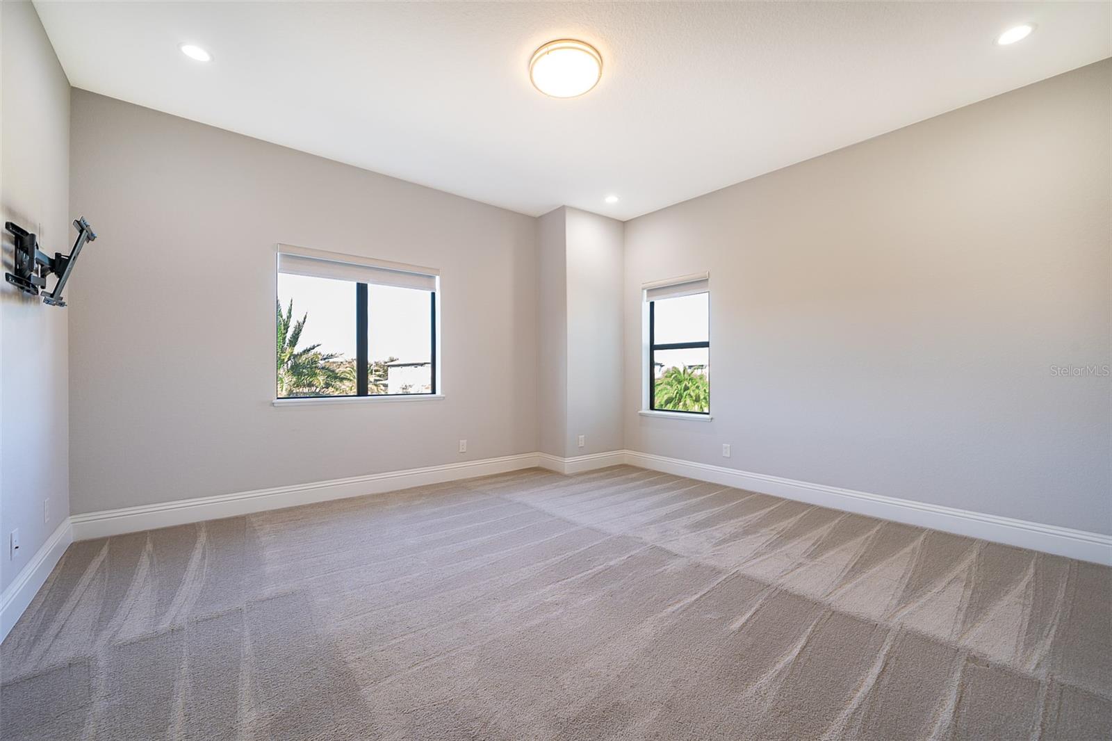 CASABELLA PH 2 - Residential Lease