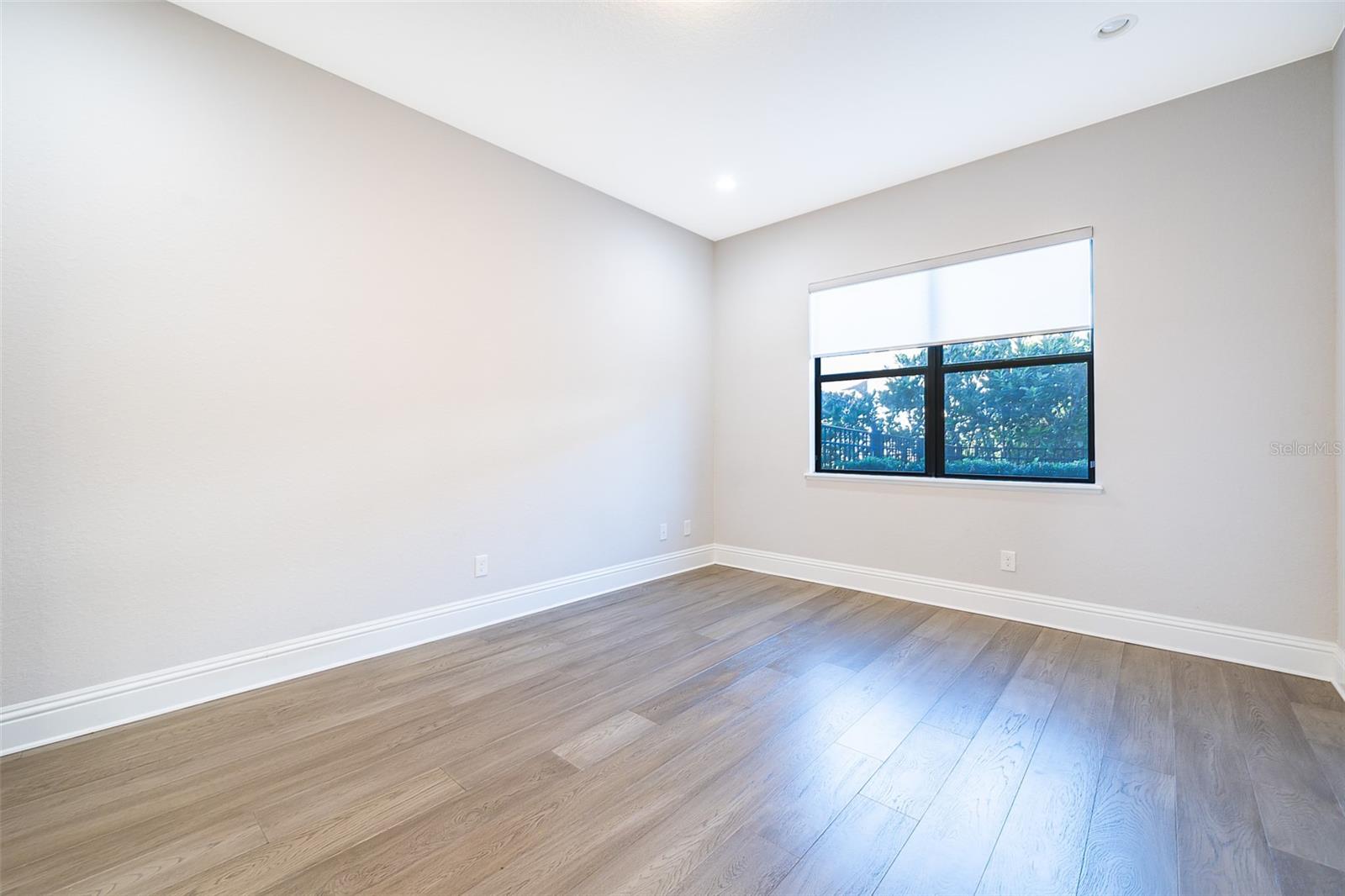 CASABELLA PH 2 - Residential Lease