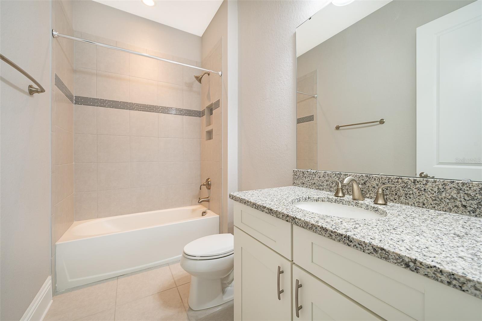 CASABELLA PH 2 - Residential Lease