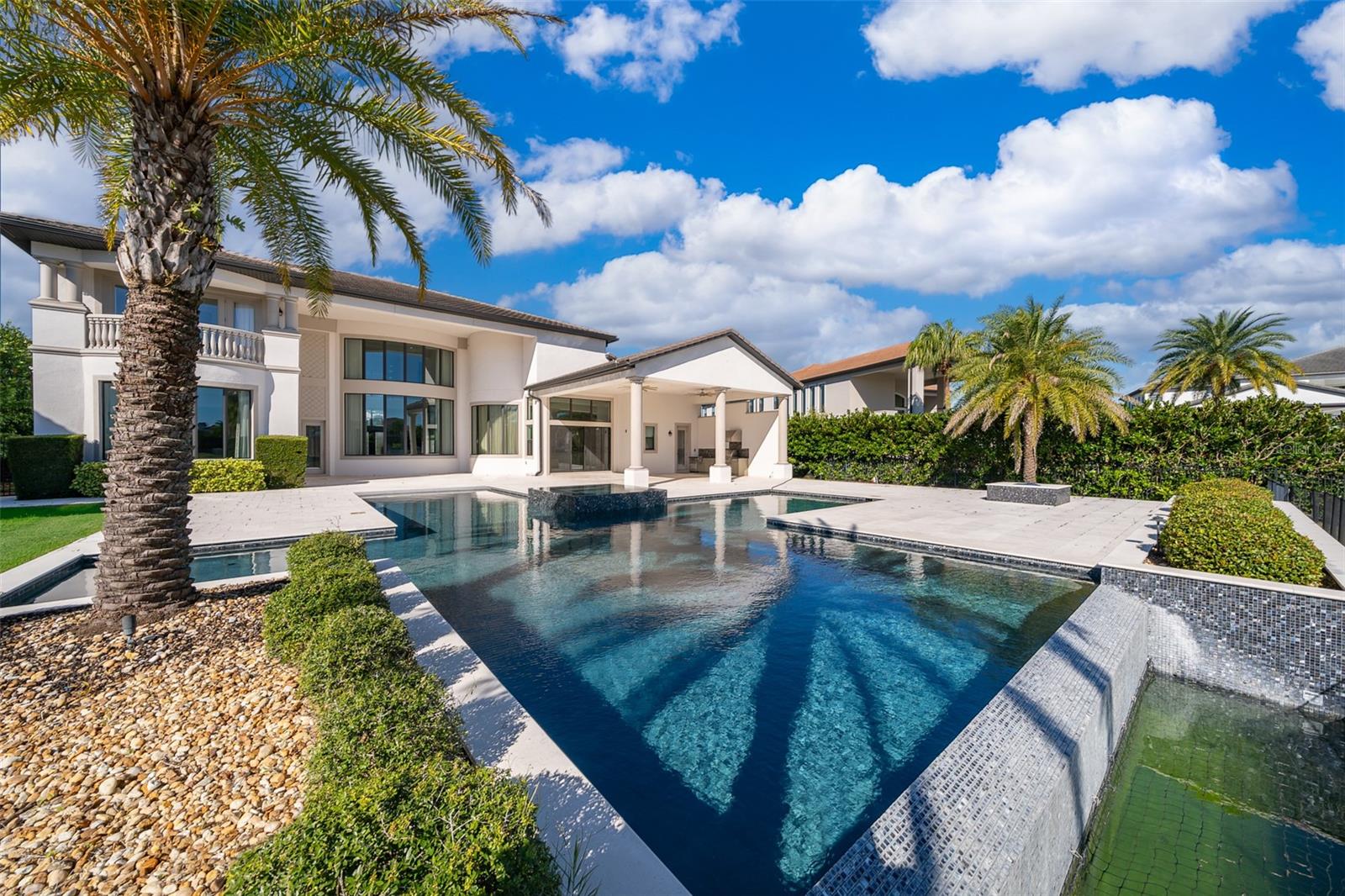 CASABELLA PH 2 - Residential Lease