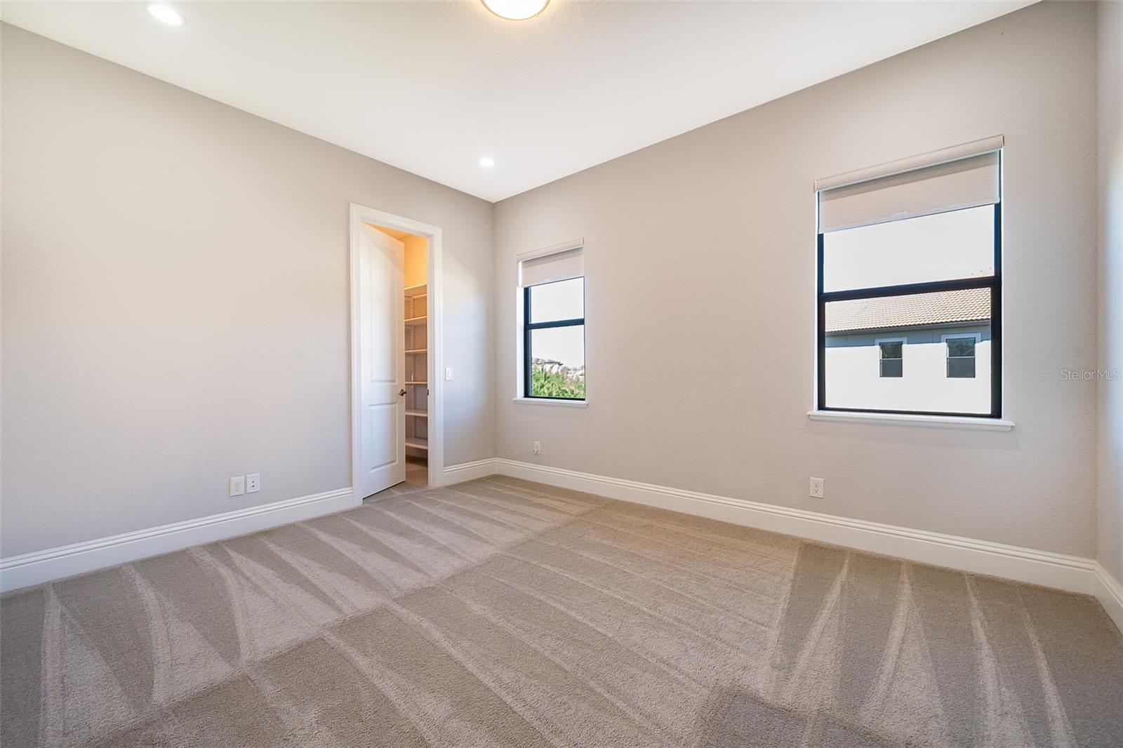 CASABELLA PH 2 - Residential Lease