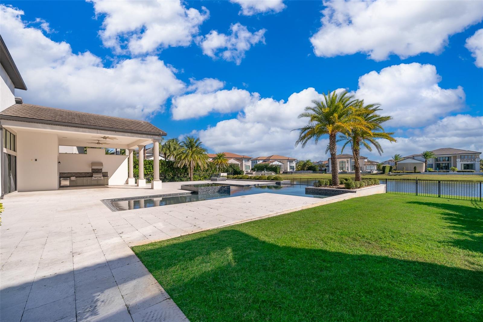 CASABELLA PH 2 - Residential Lease