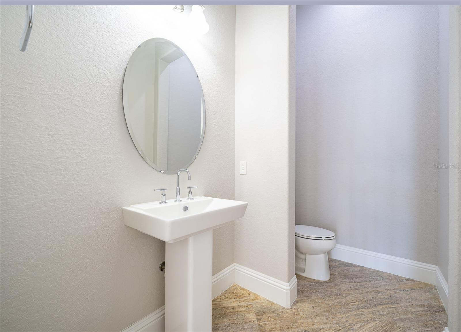 CASABELLA PH 2 - Residential Lease