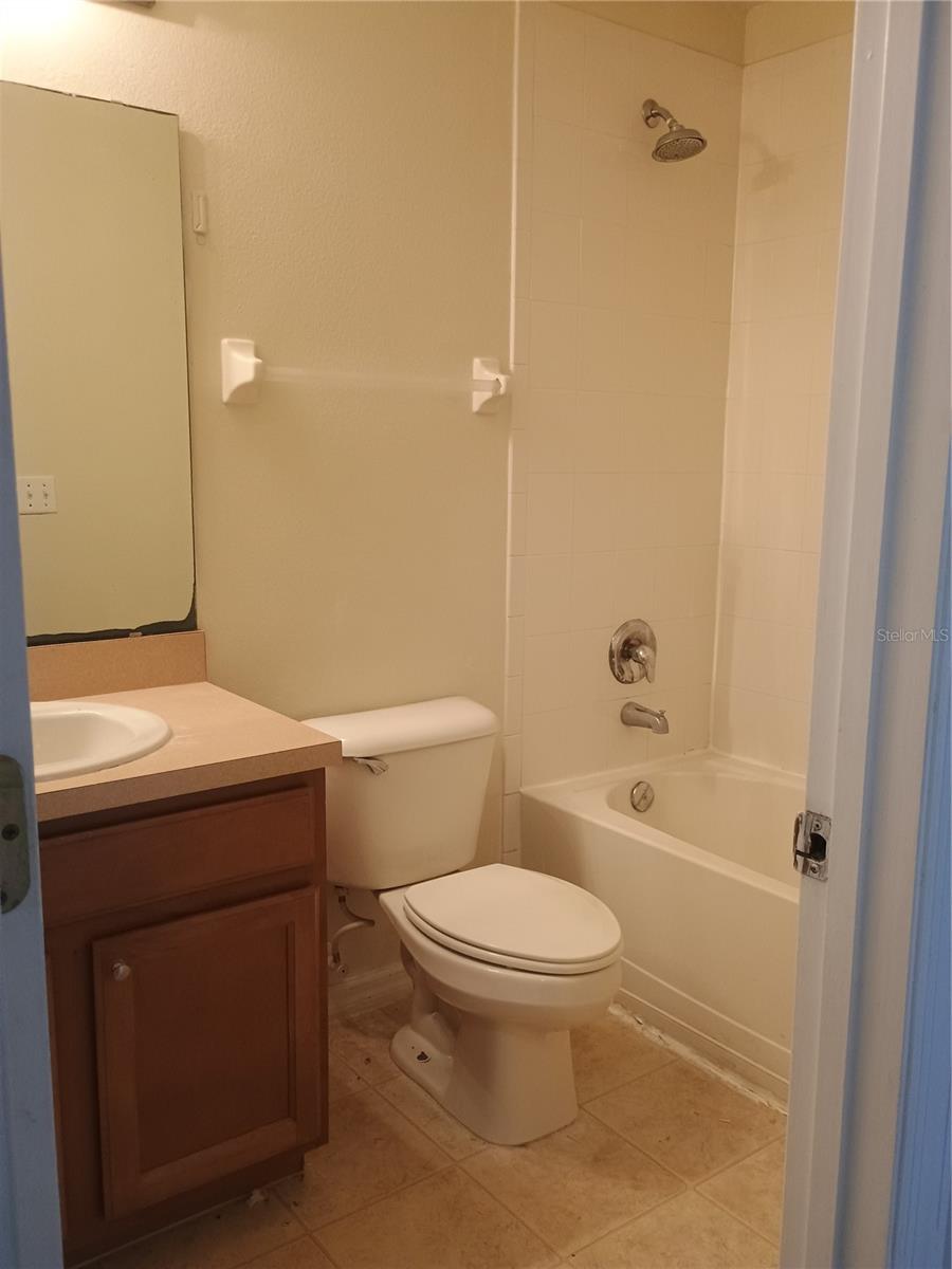 HAWTHORNE GLEN TOWNHOMES - Residential