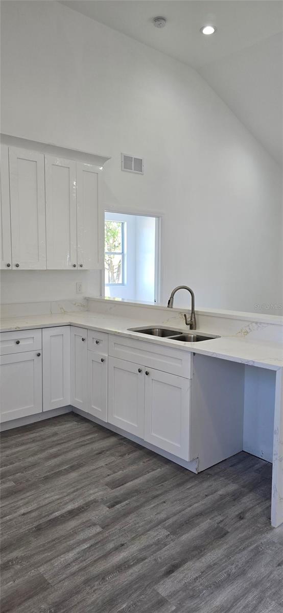 SUN N LAKE - Residential