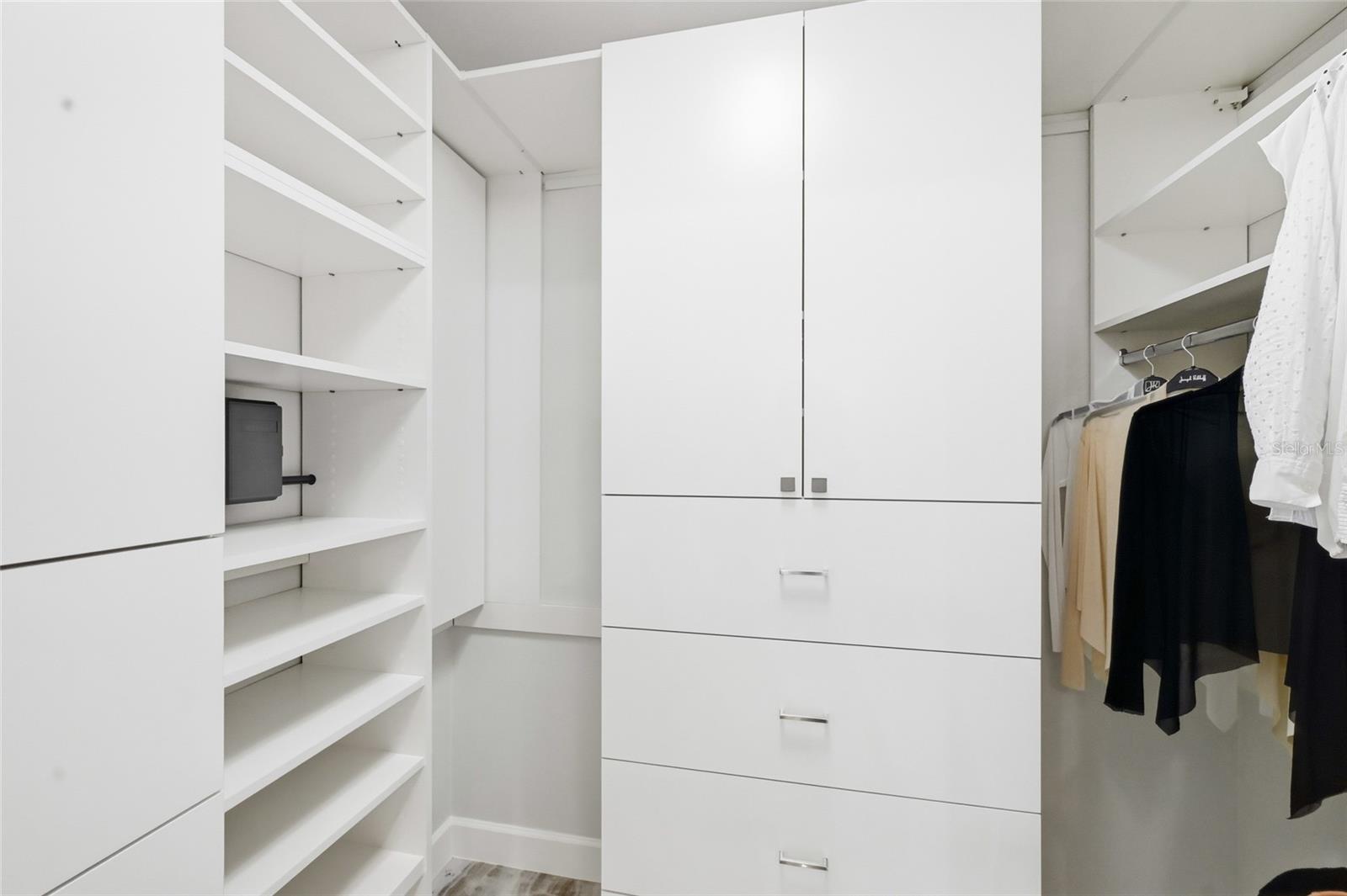 RIVERVIEW PINES - Residential