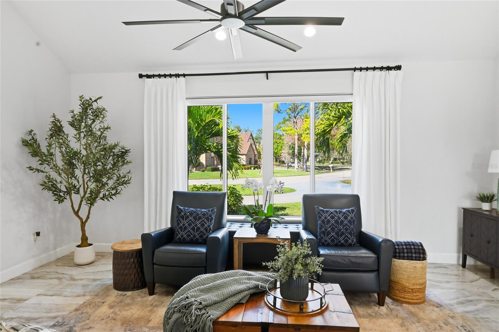 RIVERVIEW PINES - Residential