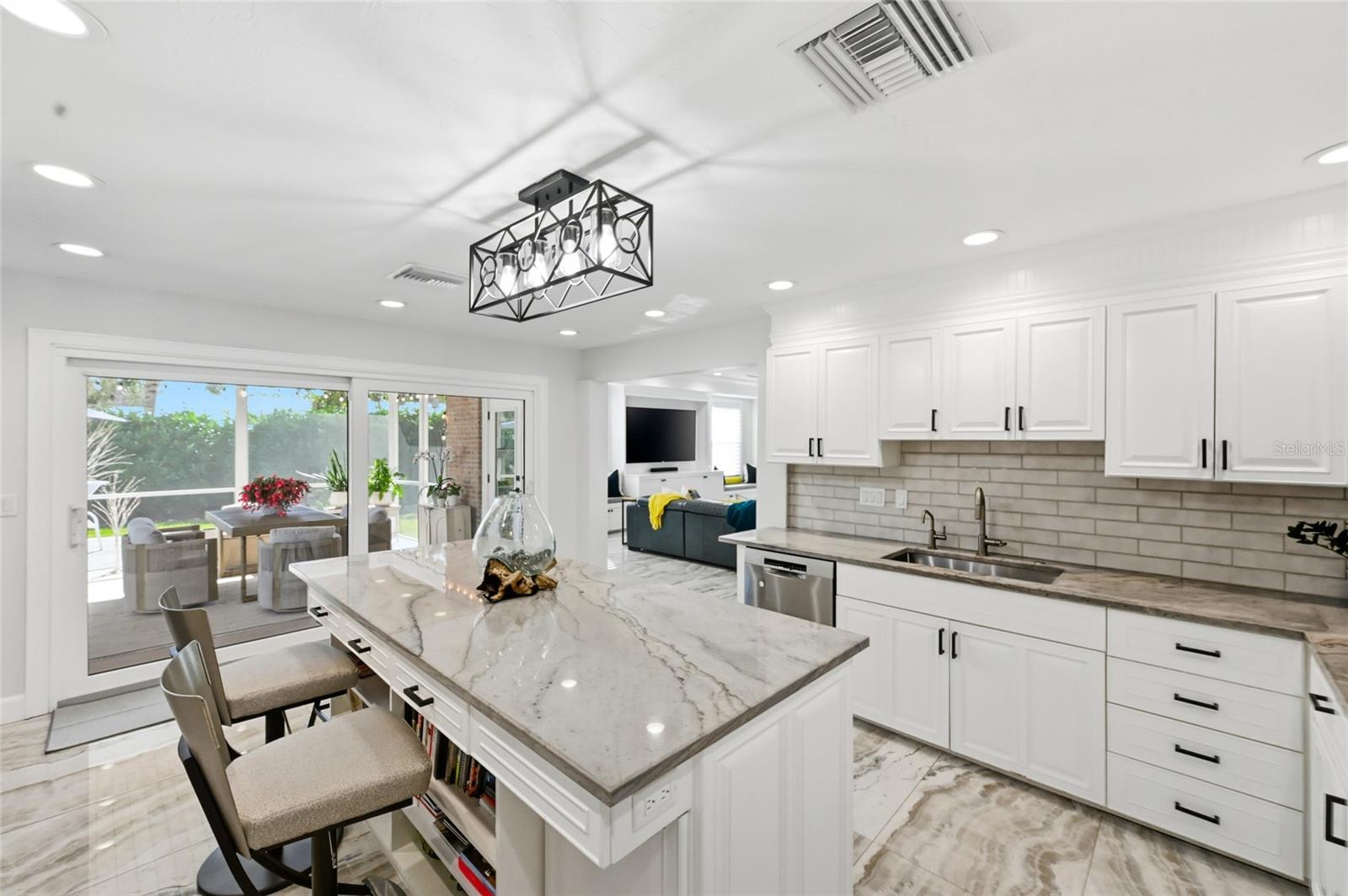 RIVERVIEW PINES - Residential