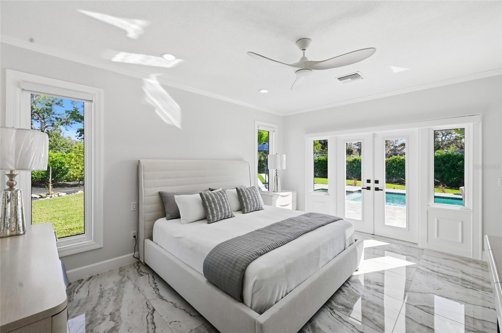 RIVERVIEW PINES - Residential