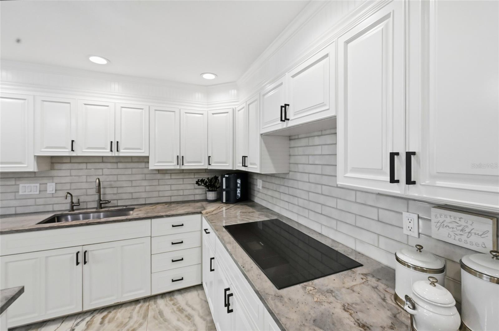 RIVERVIEW PINES - Residential