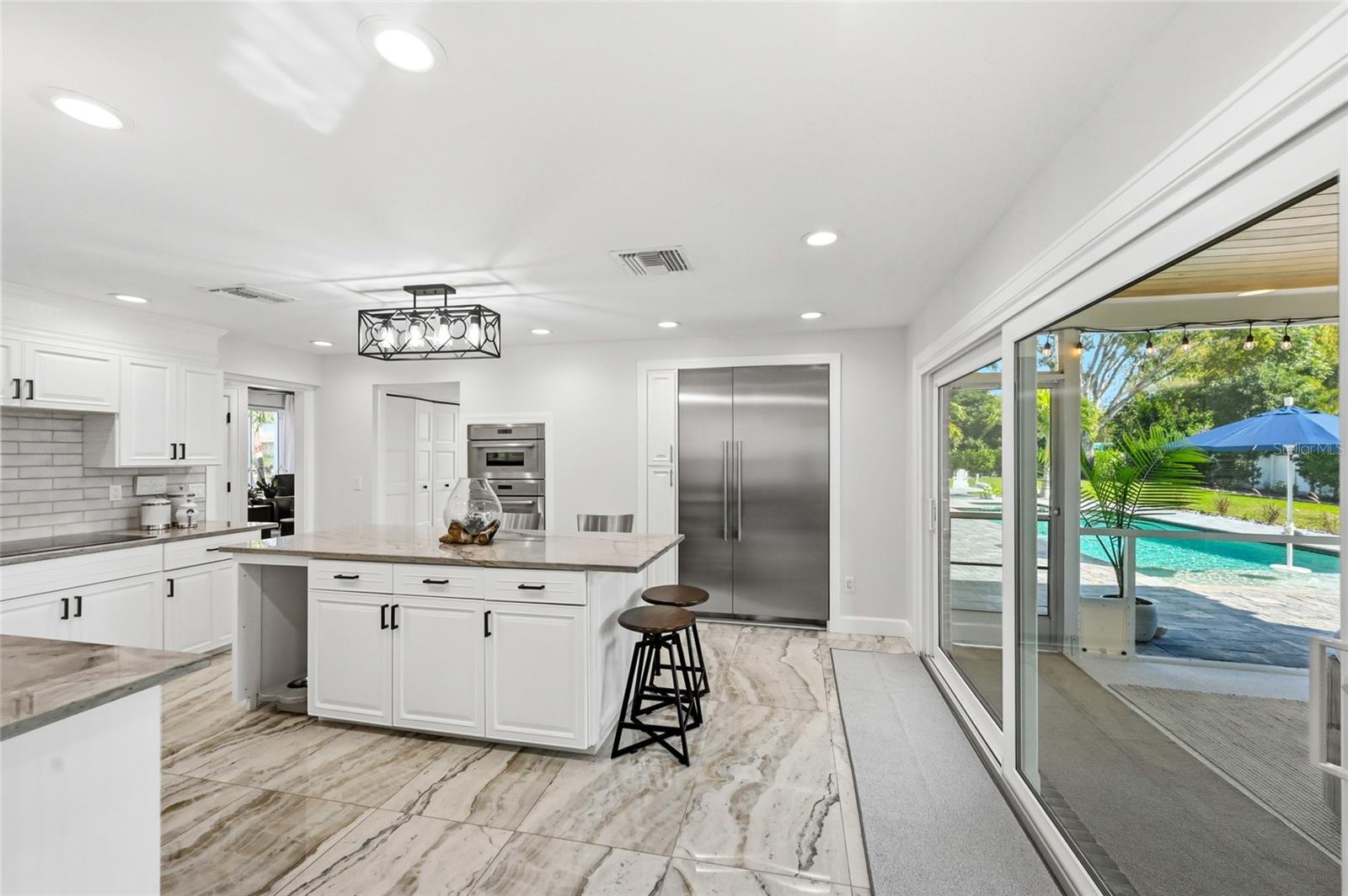 RIVERVIEW PINES - Residential