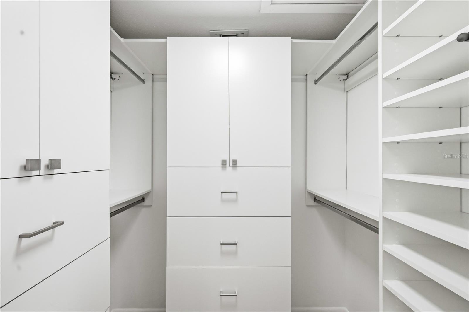 RIVERVIEW PINES - Residential