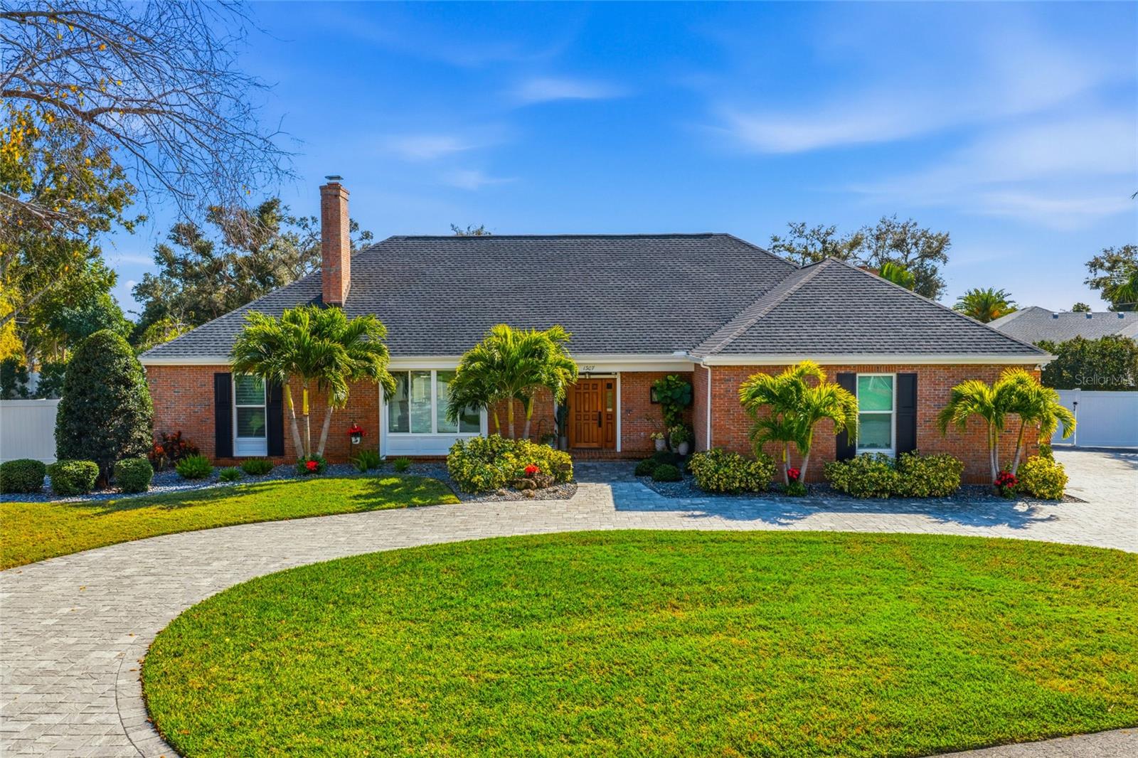 RIVERVIEW PINES - Residential