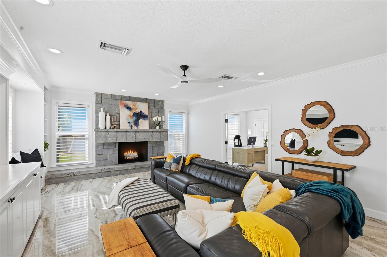 RIVERVIEW PINES - Residential