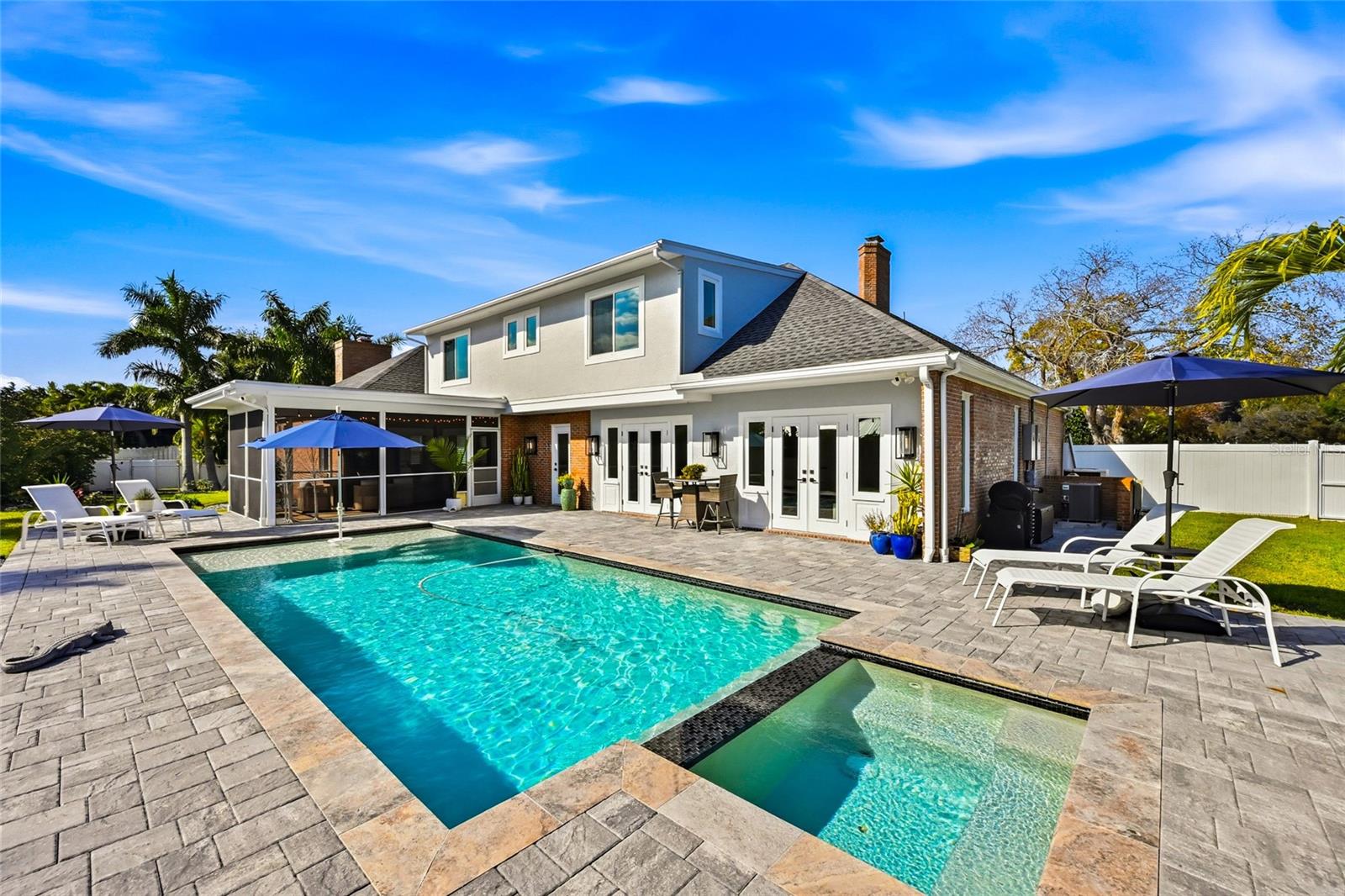 RIVERVIEW PINES - Residential