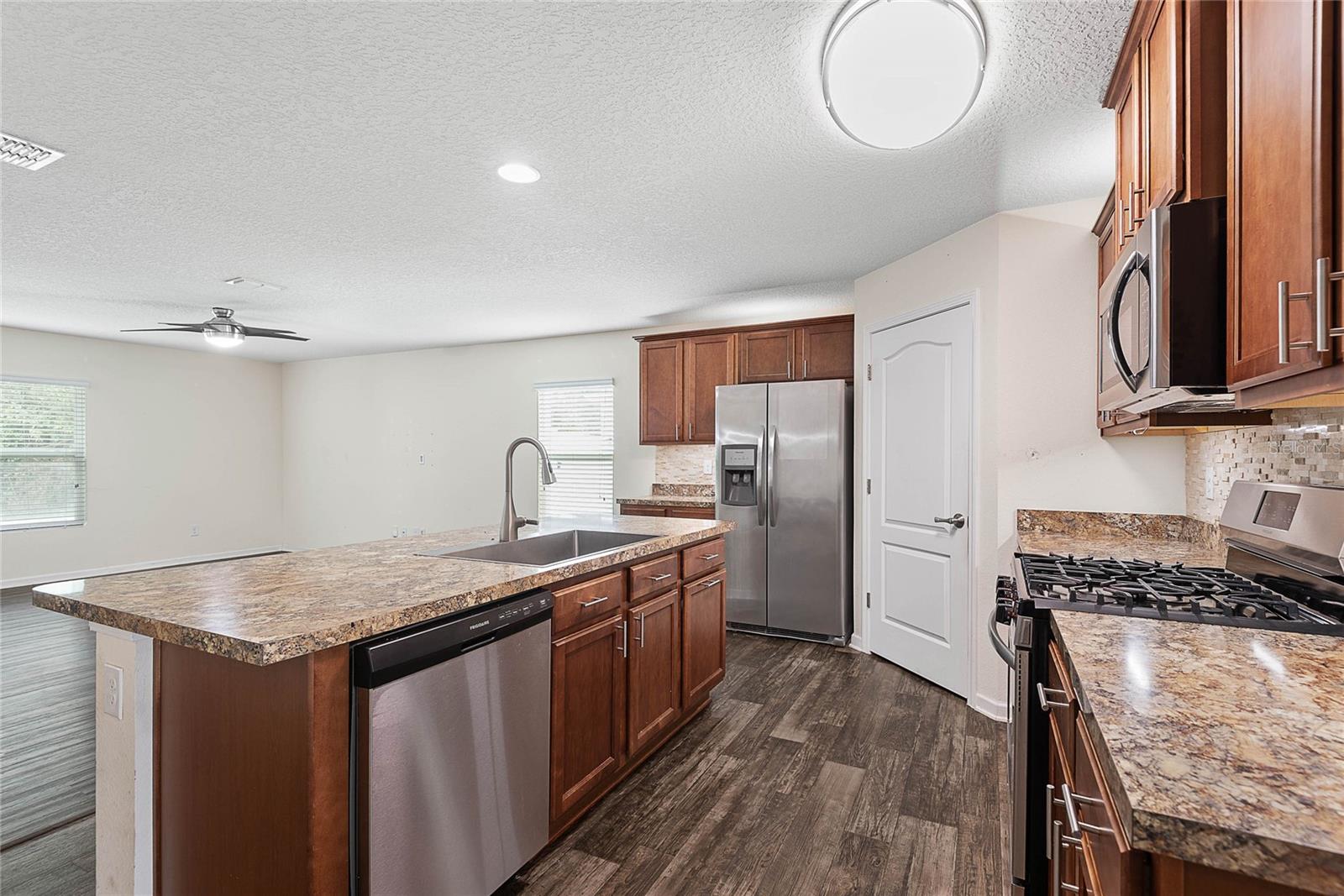 GRAND RESERVE & GOLF CLUB UN 01 - Residential