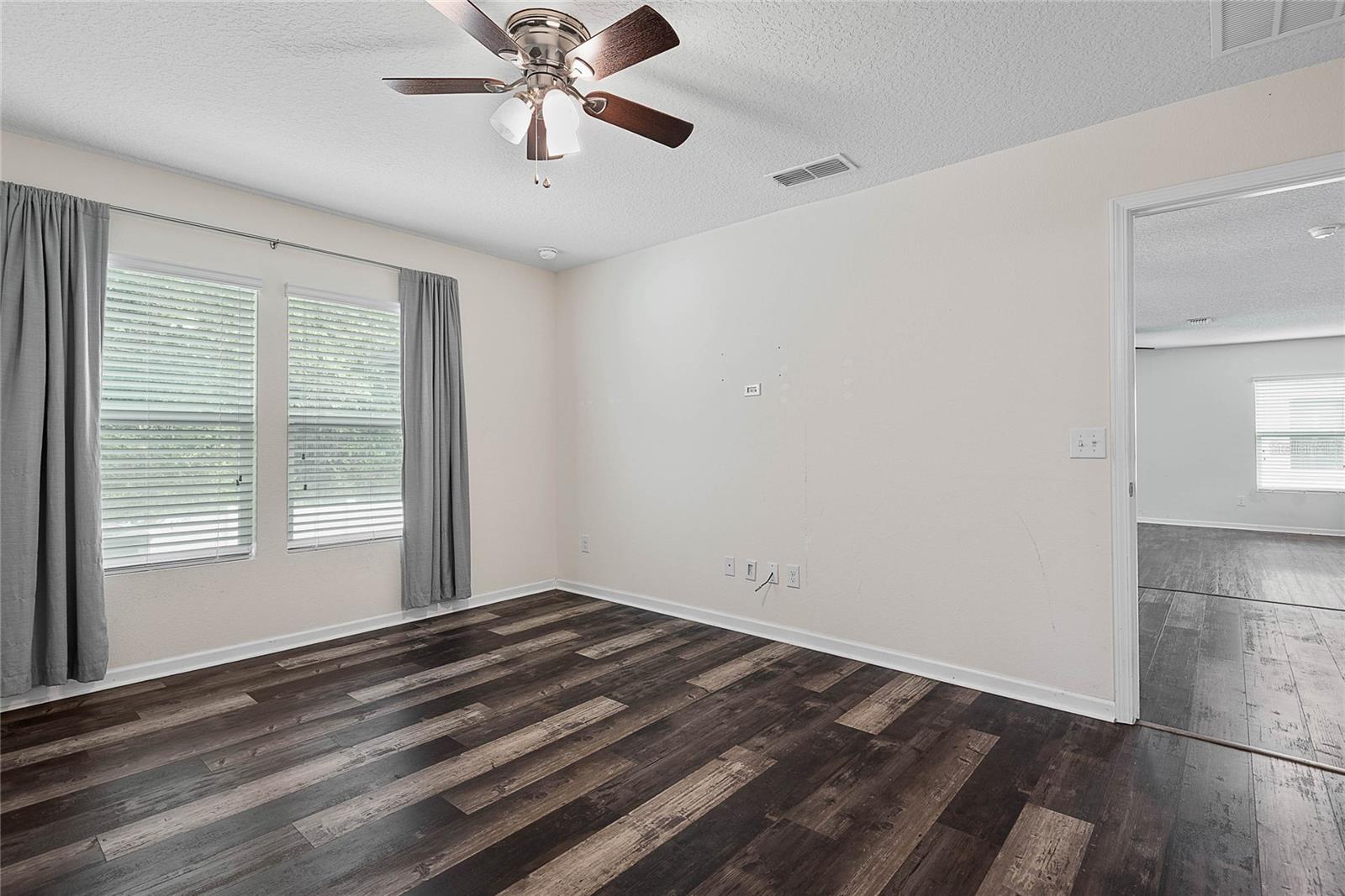 GRAND RESERVE & GOLF CLUB UN 01 - Residential