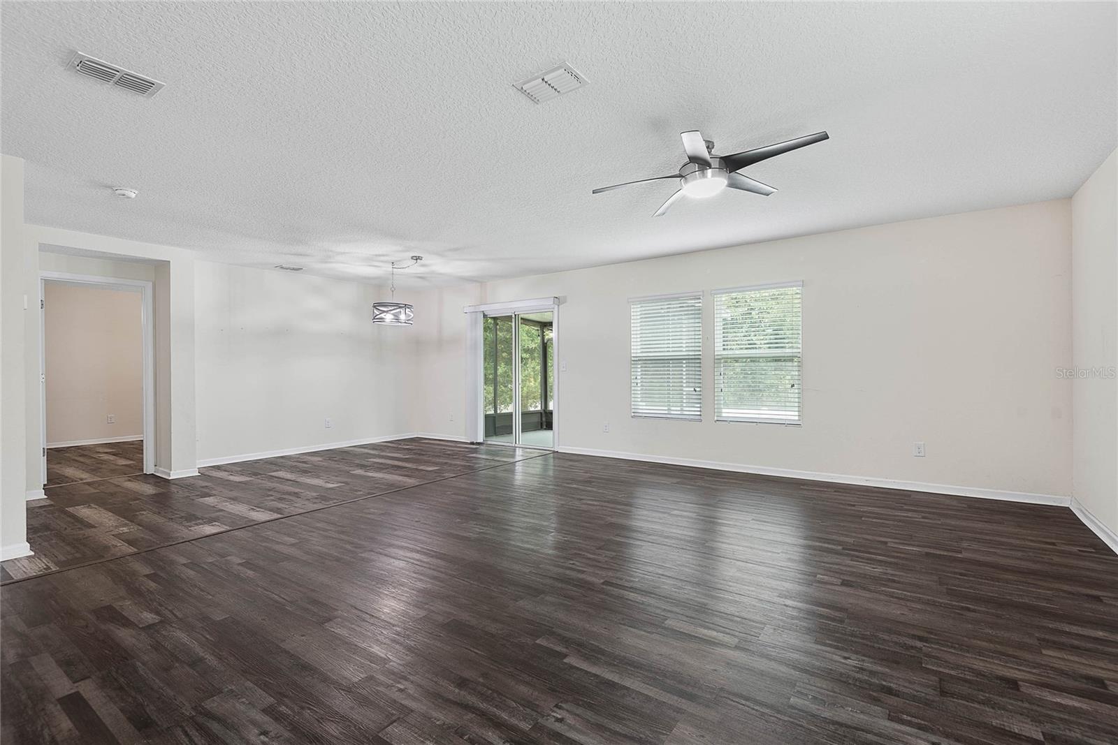 GRAND RESERVE & GOLF CLUB UN 01 - Residential