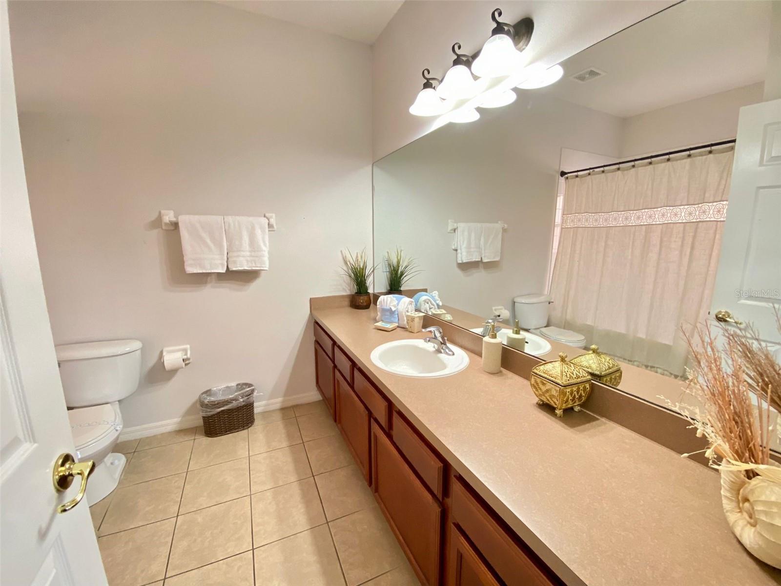 WYNDHAM POINTE - Residential