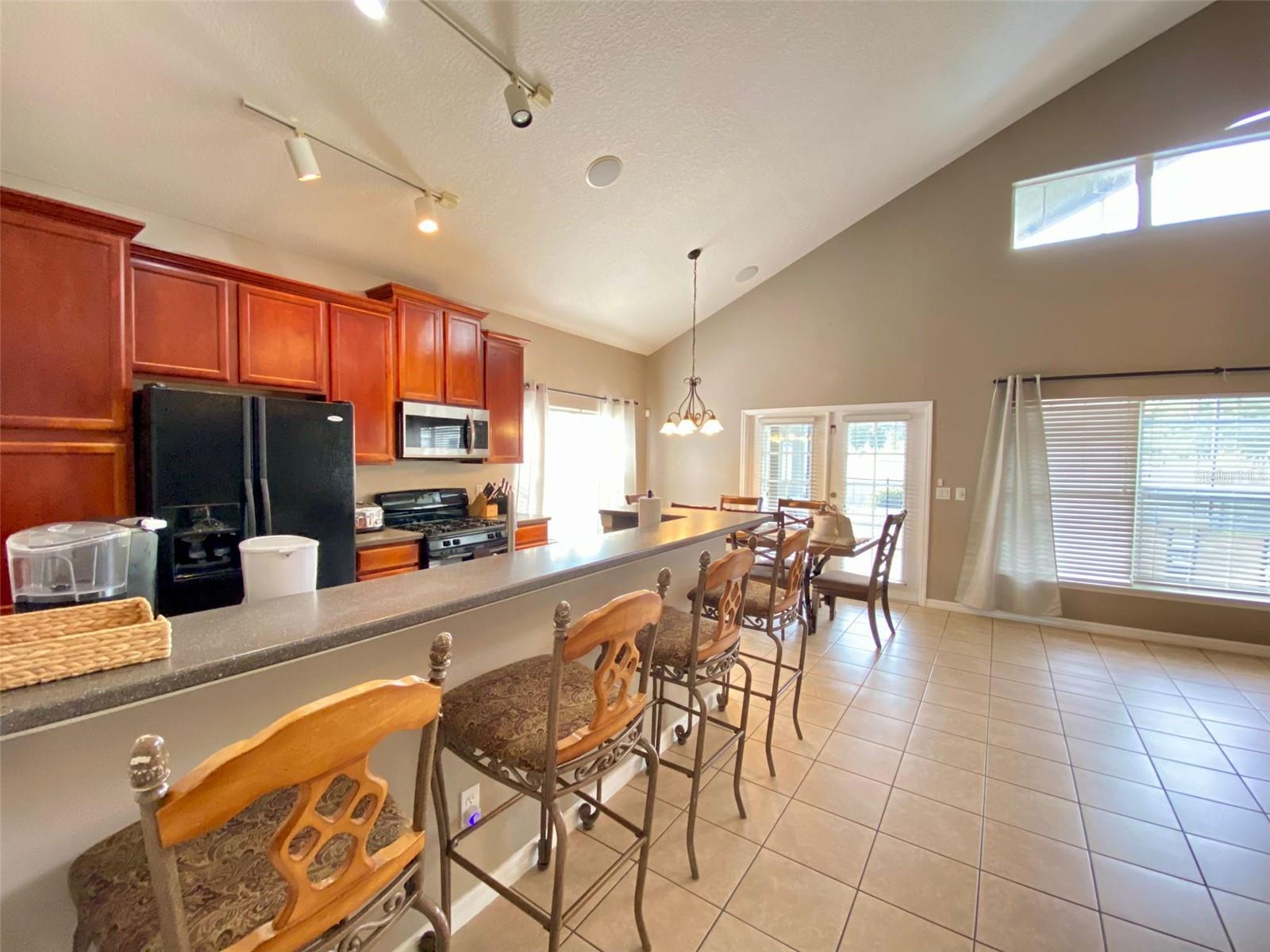 WYNDHAM POINTE - Residential