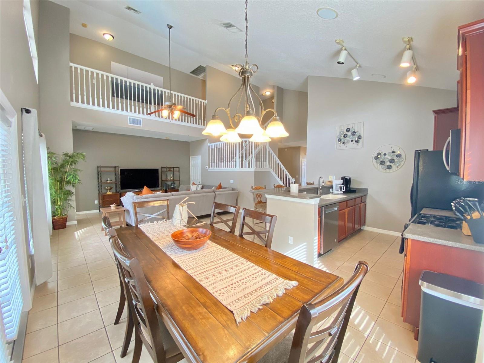 8000 ACADIA ESTATES COURT